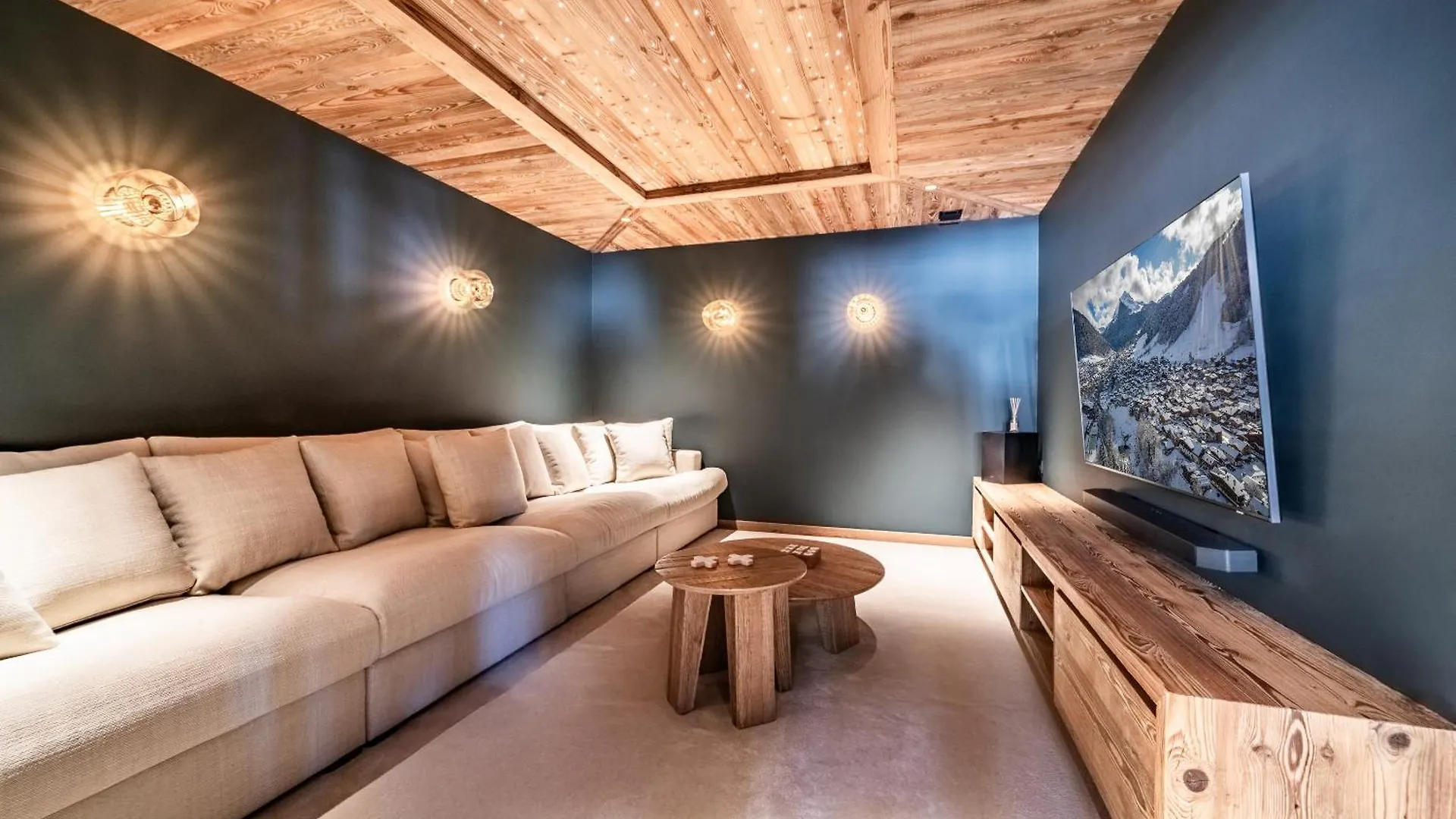 Chalet Savanna, Les Gets - By Emerald Stay 0*,  France